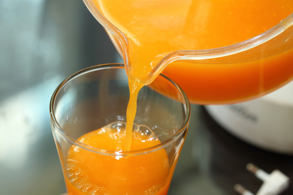 Thinking of Trying a Juice Diet? Experts Urge You to Think Twice