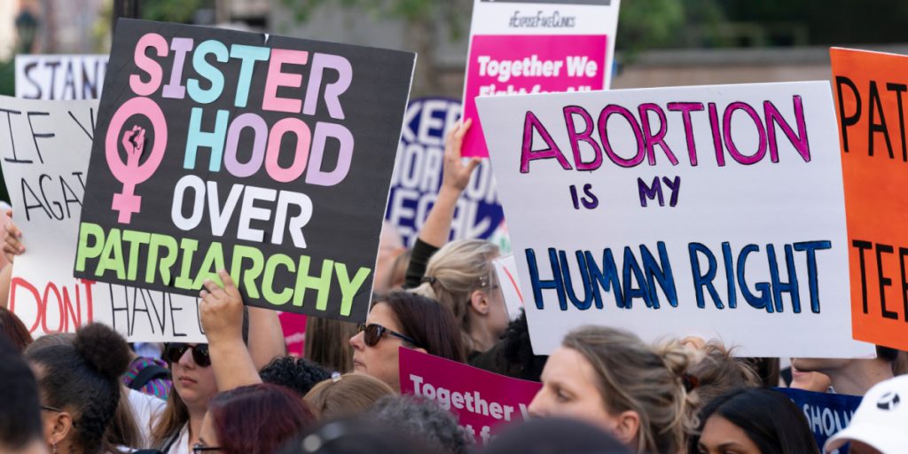 France Adds Abortion Rights to Constitution
