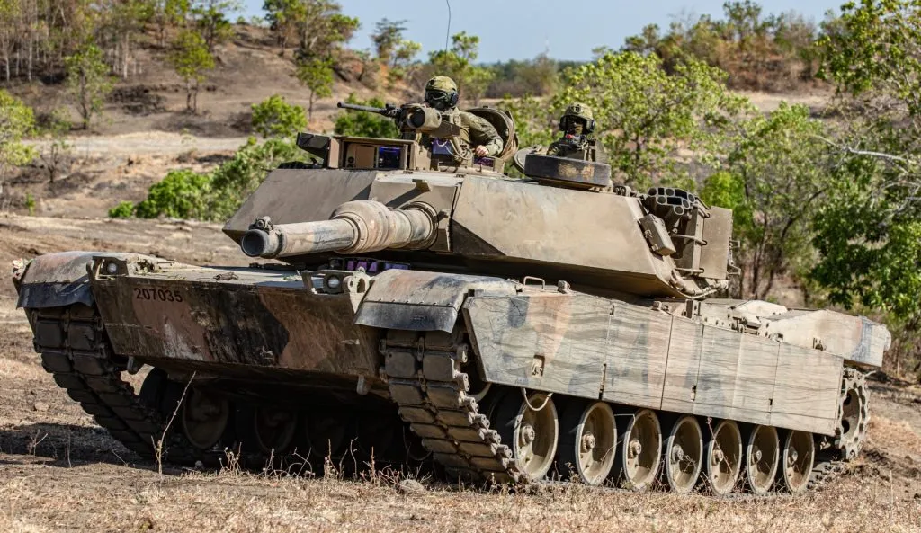 Russian Tanks and Armored Vehicles Spotted in Mali