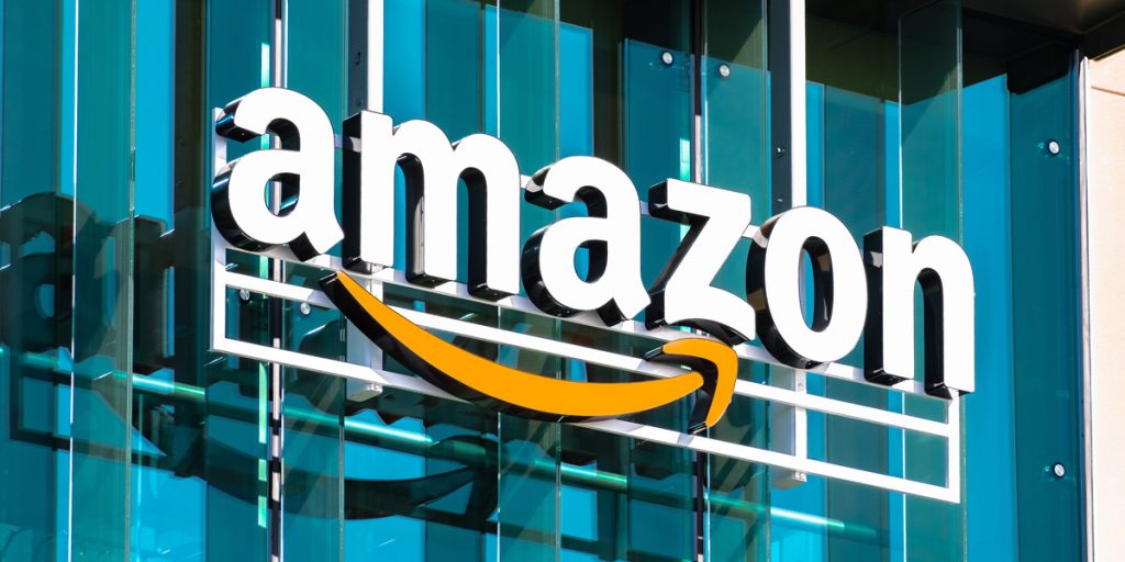 Amazon Makes Surprise Bid to Buy TikTok Days Before U.S. Deadline