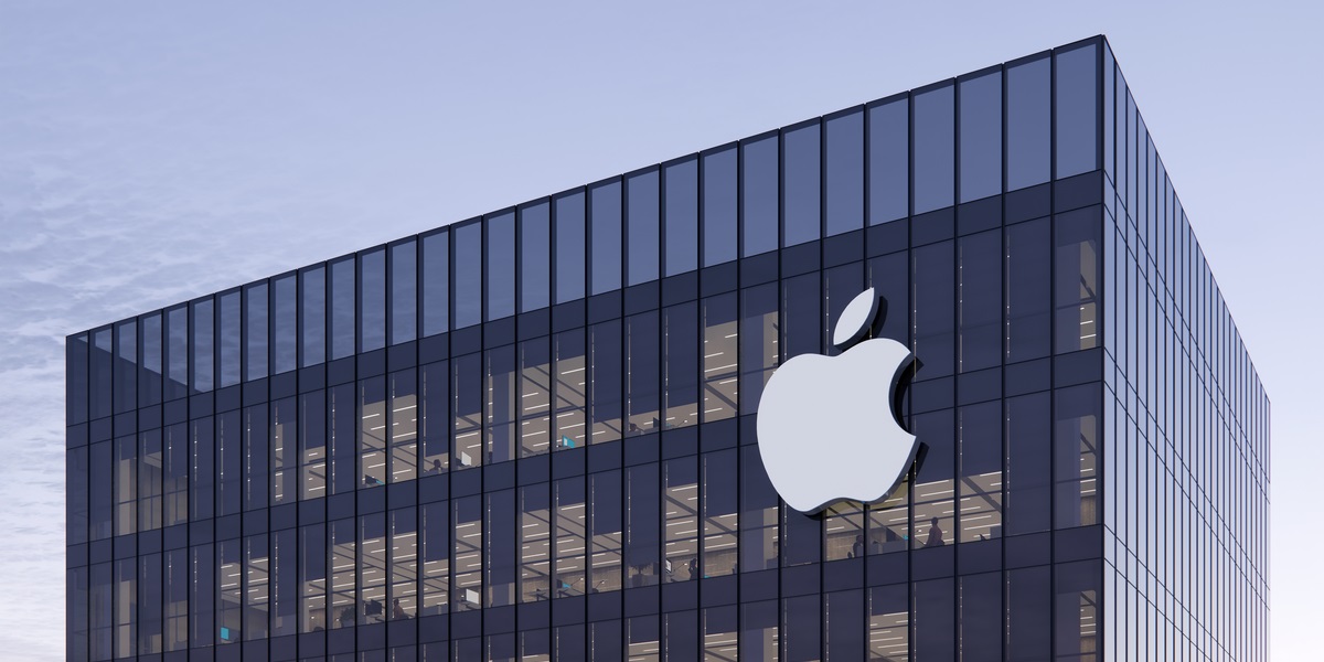 Apple Cuts Off Russian Access apple-cuts-off-russian-access