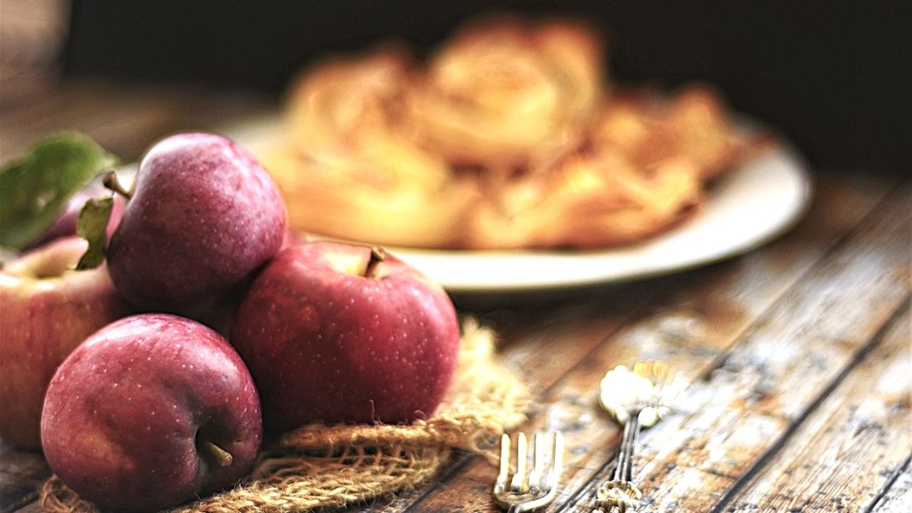 These Delicious Apple Desserts are Easy to Make and Perfectly Autumnal