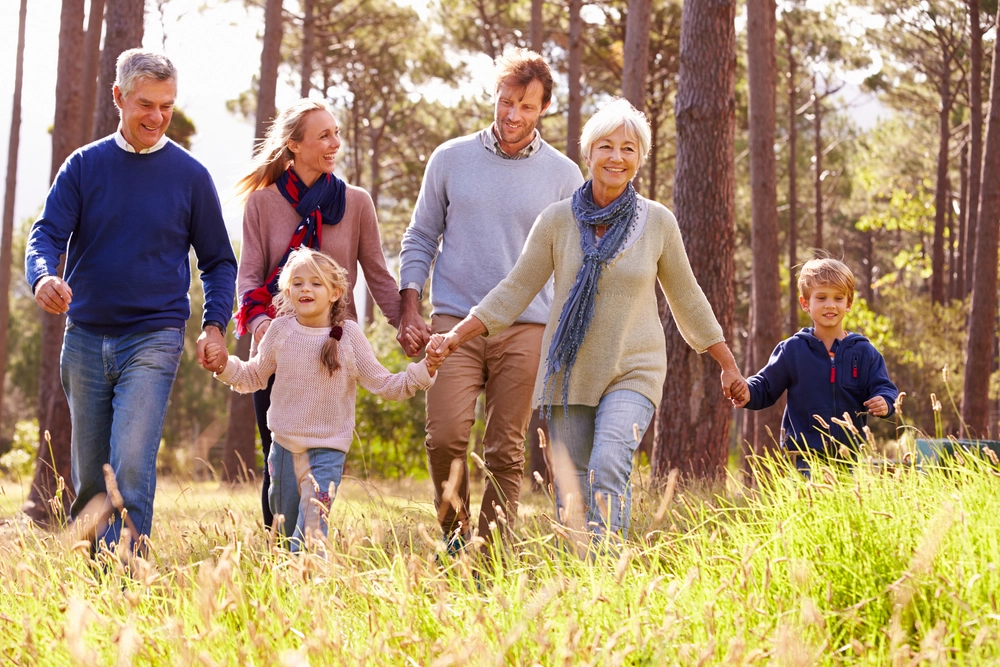 How to Strengthen Your Bond with Your Grandchildren: 16 Amazing Tips for Grandparents