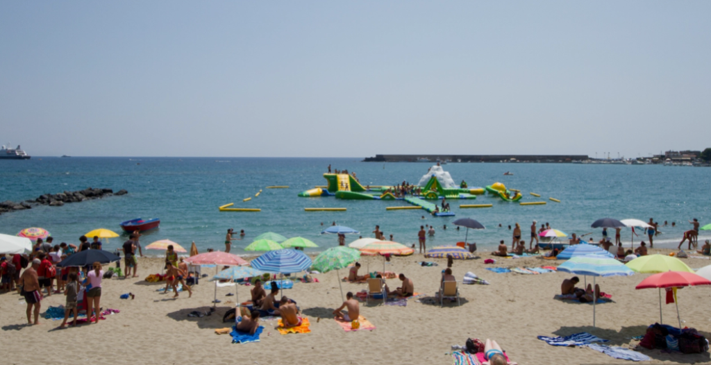 Popular Italian Seaside Resort Imposes Strict Dress Code