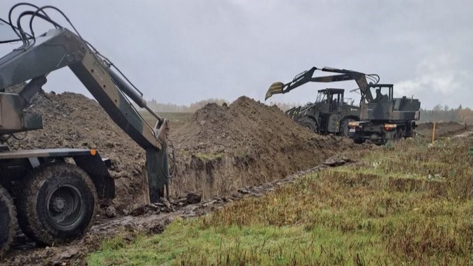 Poland Builds “East Shield” Defenses Along Russian Border