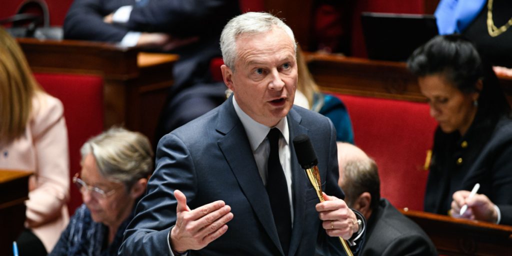 France Disagrees with US on Confiscating Russian Assets at G7 Summit