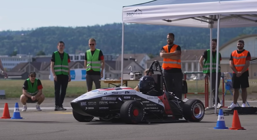 Crazy achievement: Electric car accelerates to 100 km/h in record-breaking time
