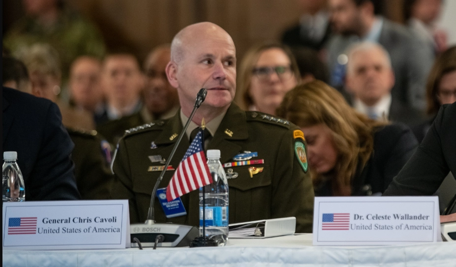US General Warns Congress: Time Is Critical for Ukrainian Aid