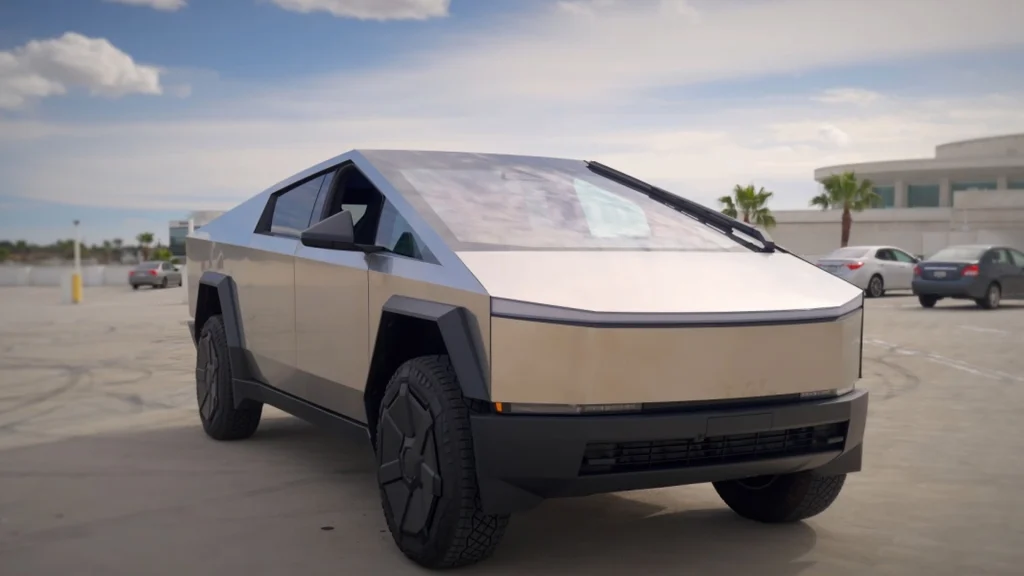 Despite Launch, Tesla Cybertruck Still Missing Key Feature