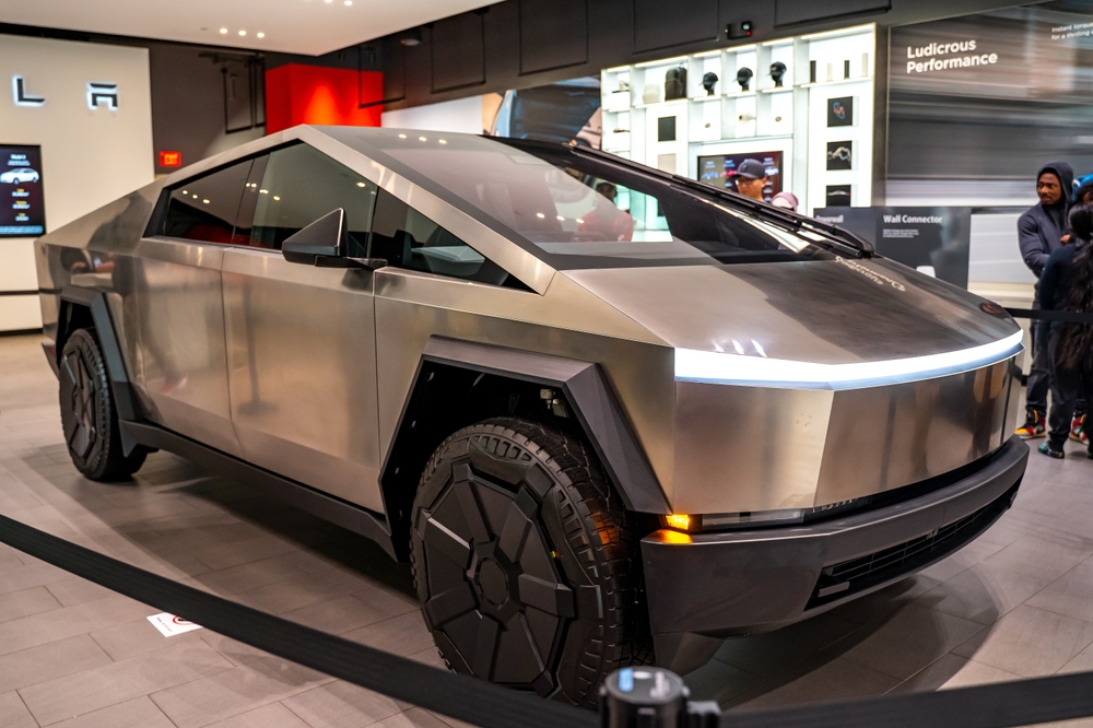 Tesla Cybertruck Fails After Car Wash, Owner Reports Issues