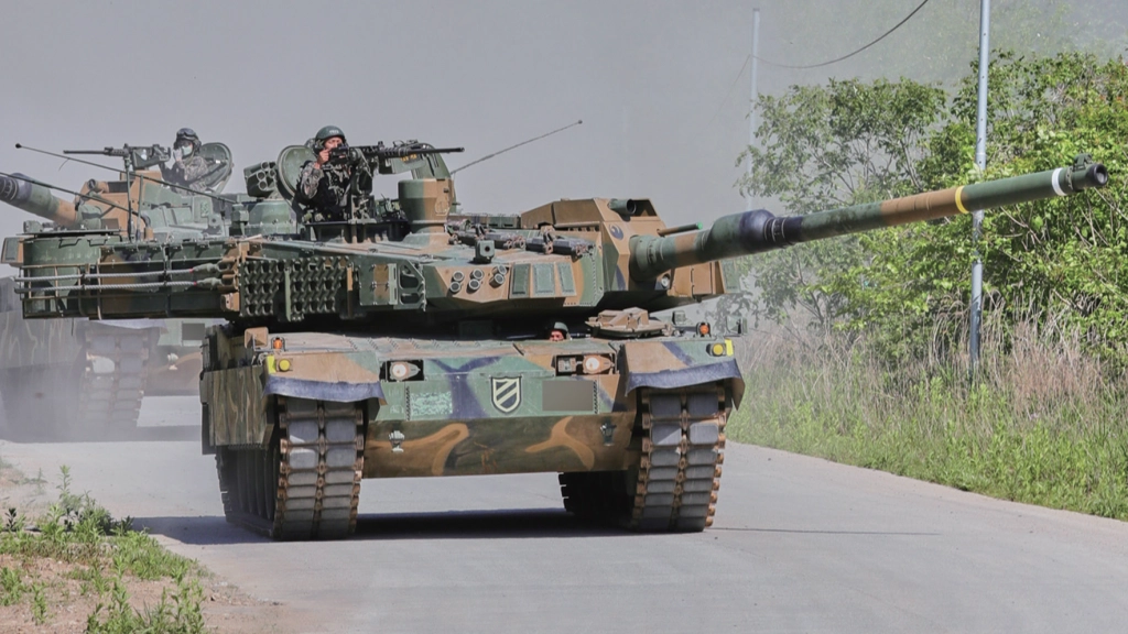 Poland Stations South Korean Panther Tanks Near Russian Border