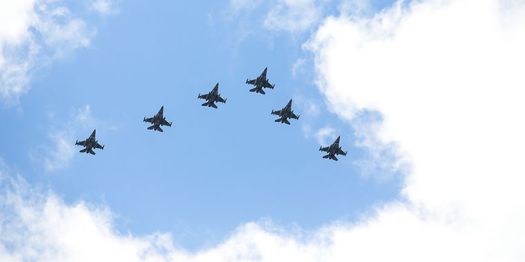 Russian Company Offers 15 Million in Reward for First Destroyed F-16