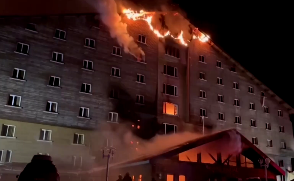 Nine Arrested After Deadly Fire at Turkish Ski Resort
