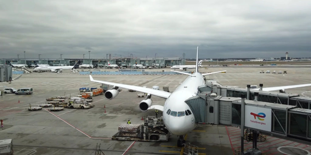 Drone Threat Shuts Down Ten Russian Airports