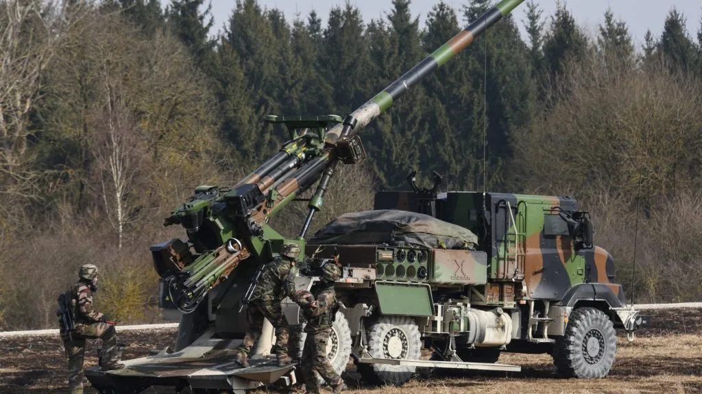 France’s Military Prepares for War — but Runs Into a Worker Shortage
