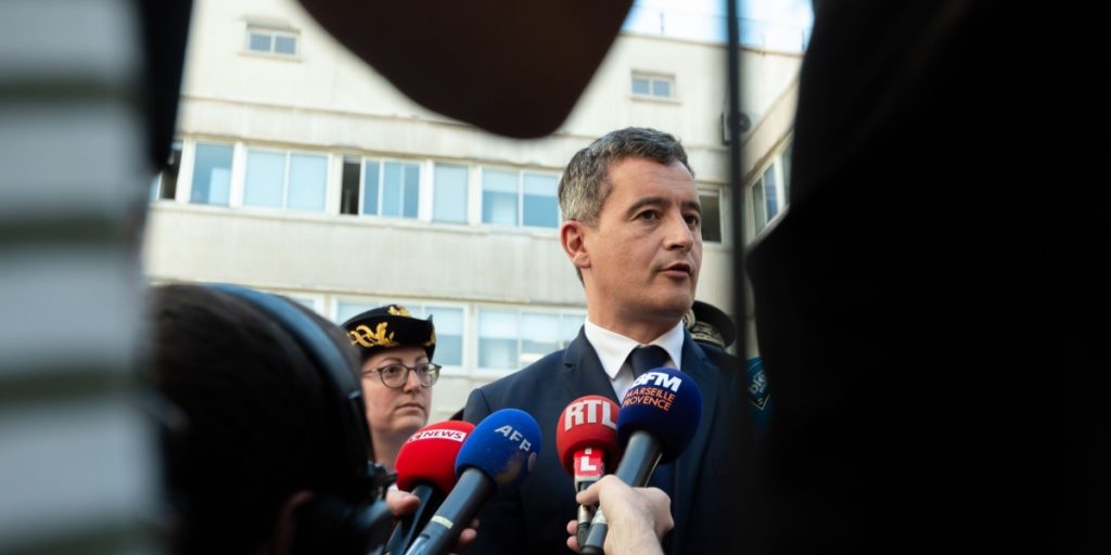 Suspicious Powder in Letter to French Minister Tests Positive for Plague