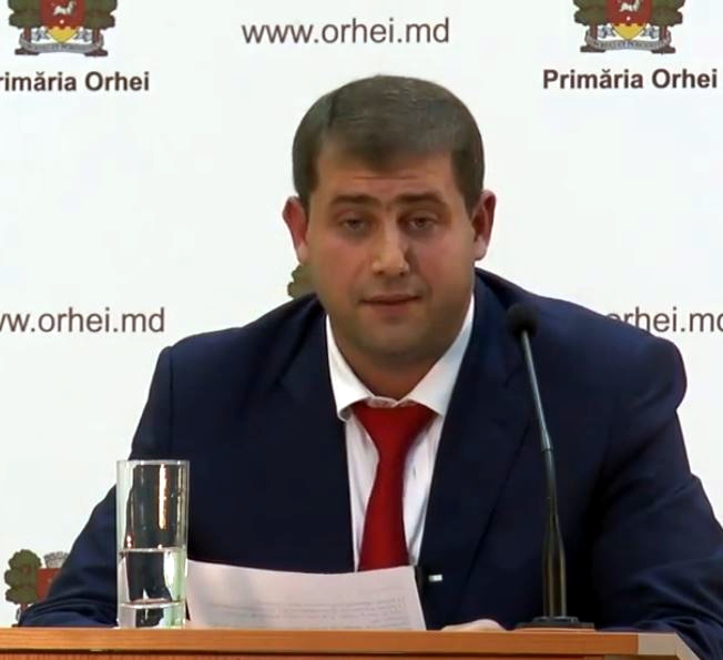 Fugitive Moldovan Oligarch Claims Russian Citizenship