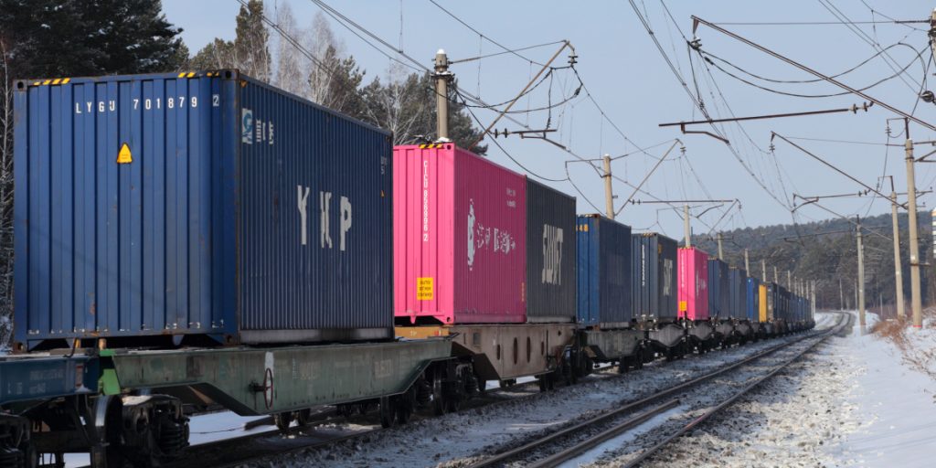 US Sanctions Threat Leads Turkey to Cut Exports to Russia by a Third