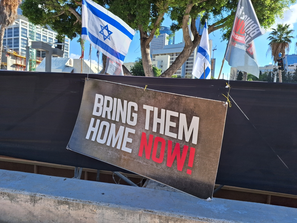 After 484 Days in Captivity: Two Israeli Hostages Have Been released