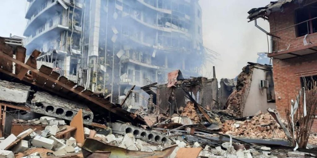 The Death Toll From Russia’s Missile Attack on Kyiv Rises to 12