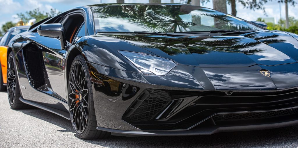 Lamborghini Defends V8 Engine as Superior to V10