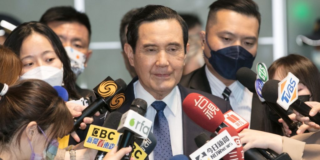 Former Taiwan President Seeks Common Ground with China