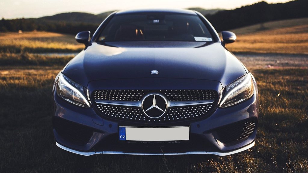Mercedes Grapples with Crisis in China: Must Save Billions