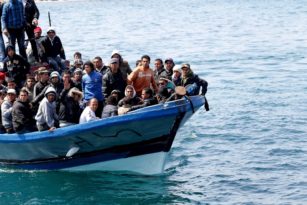 Record Number of Migrants Cross English Channel in a Single Day