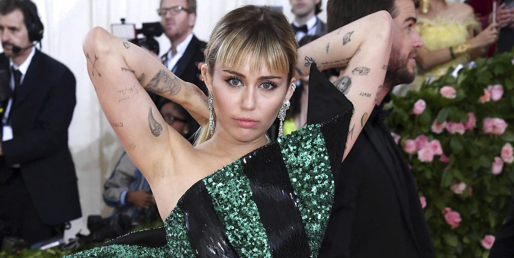 Miley Cyrus reveals the pivotal moment she knew her marriage to Liam Hemsworth was doomed
