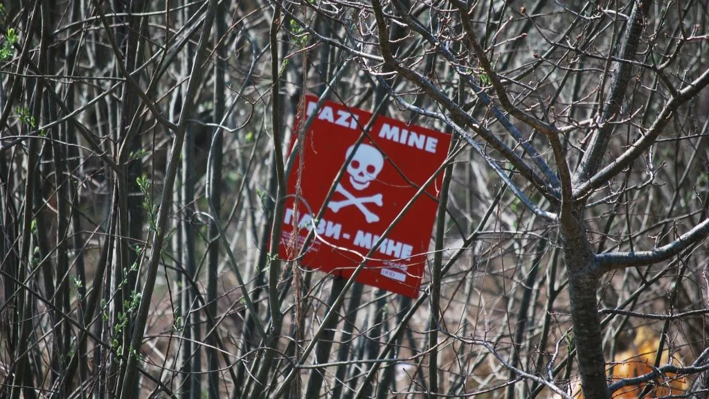 Biden Sends U.S. Land Mines to Ukraine