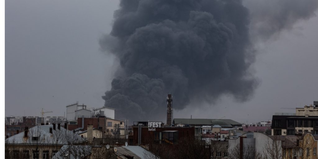 Two Workers Killed in Russian Missile Strike on Ukrainian Factory
