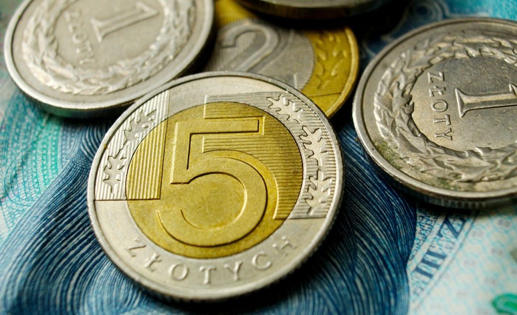 Interest Rate Rift: Polish Government Wages War Against Central Bank