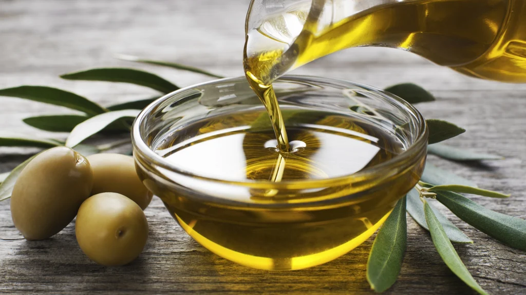 Harvard Study: Boost Heart and Brain Health with This Daily Olive Oil Habit