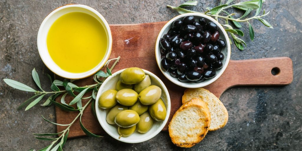 The Health Benefits of Olives: A Small Stone Fruit Packed with Nutrients