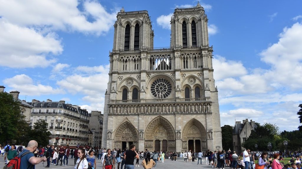 Restored Notre Dame Cathedral Welcomes 800,000 Visitors in First Month