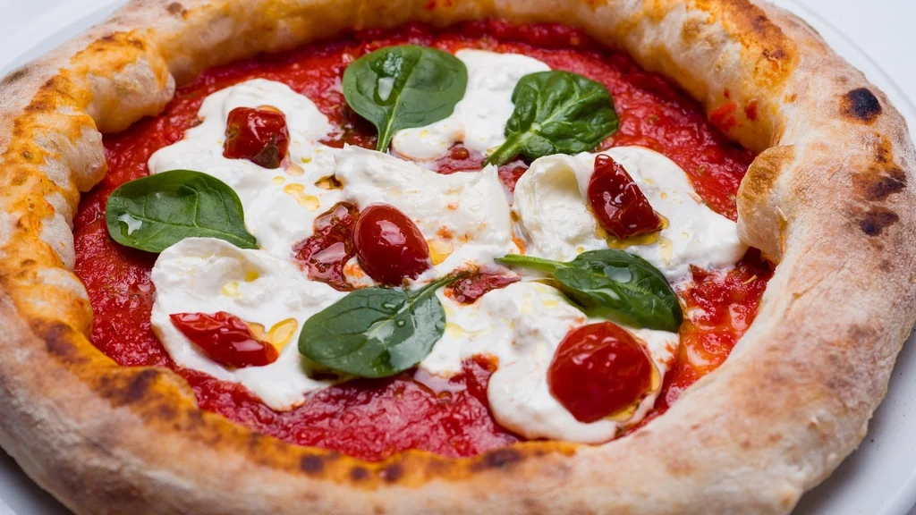 This Low-Carb Pizza Tastes Great and Helps You Stay Slim