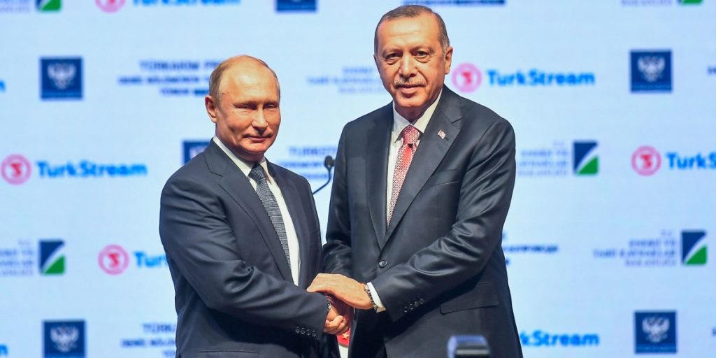 $1 Billion Hit: Western Sanctions Disrupt Turkey-Russia Trade