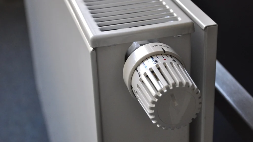 Should You Turn Off Radiators During the Day? Expert Weighs In
