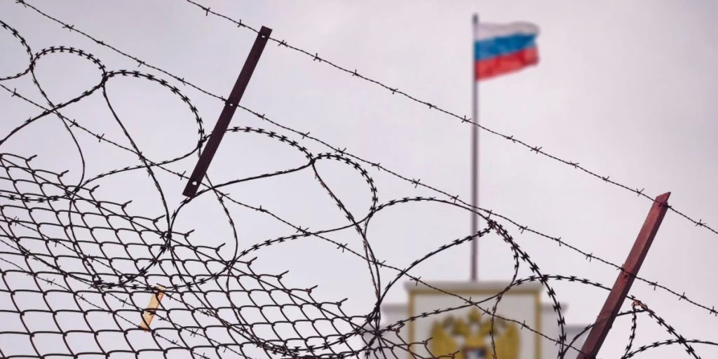 Russian Court Sentences 15-Year-Old to 4.5 Years in Prison on Terrorism Charges