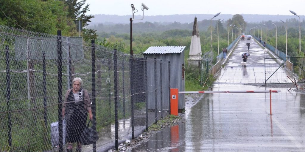 Ukrainian Men Stuck in Legal Limbo on Russian-Georgian Border