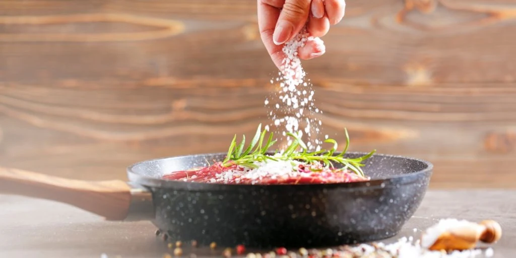 5 Signs You’re Eating Too Much Salt: How Your Body Warns You