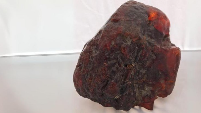 Romanian Grandmother Used Large ‘Stone’ as Doorstop: Turned Out to Be Worth Over $1 Million