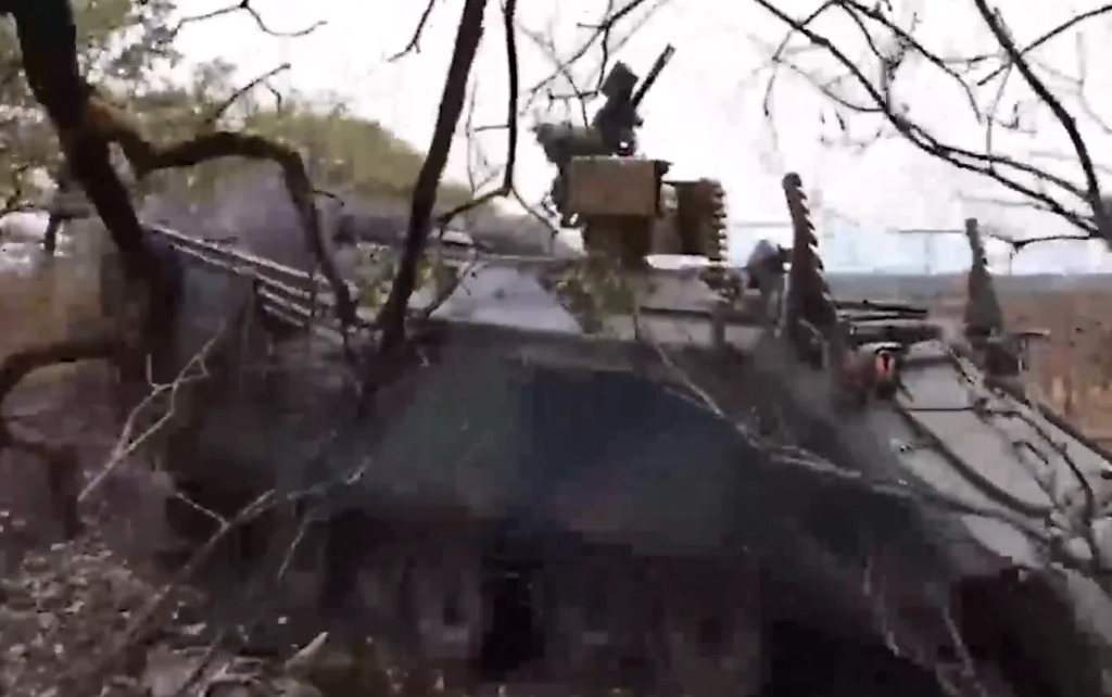 Video: Russian Forces Capture Dutch-Made Infantry Vehicle in Ukraine