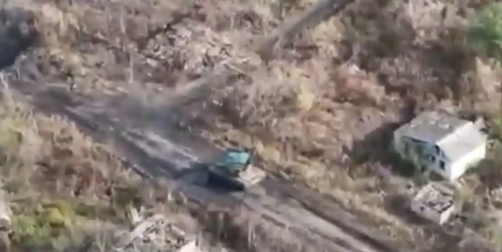 VIDEO: Ukrainian T-72 Survives Hit from Lethal Russian Drone in Daring Encounter