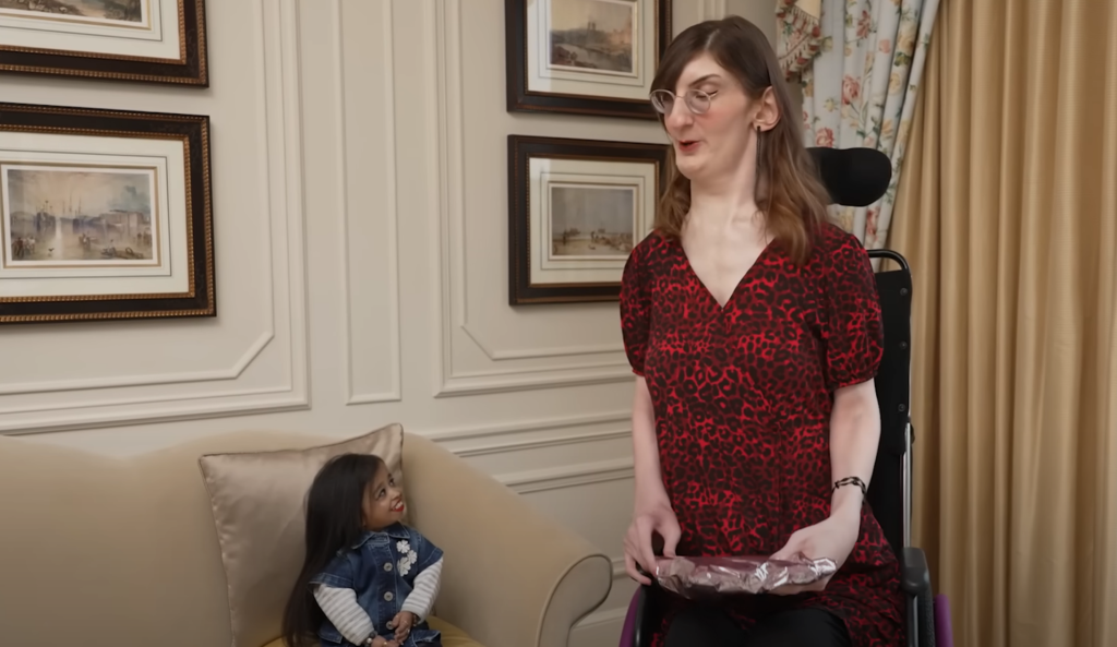 VIDEO: World’s Tallest and Shortest Women Meet for a Record-Breaking Tea