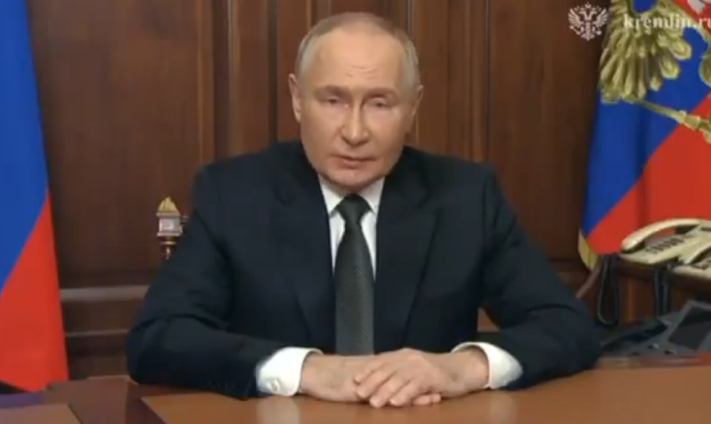 AI or Real? Strange Putin Appearance Fuels Conspiracy Theories Online