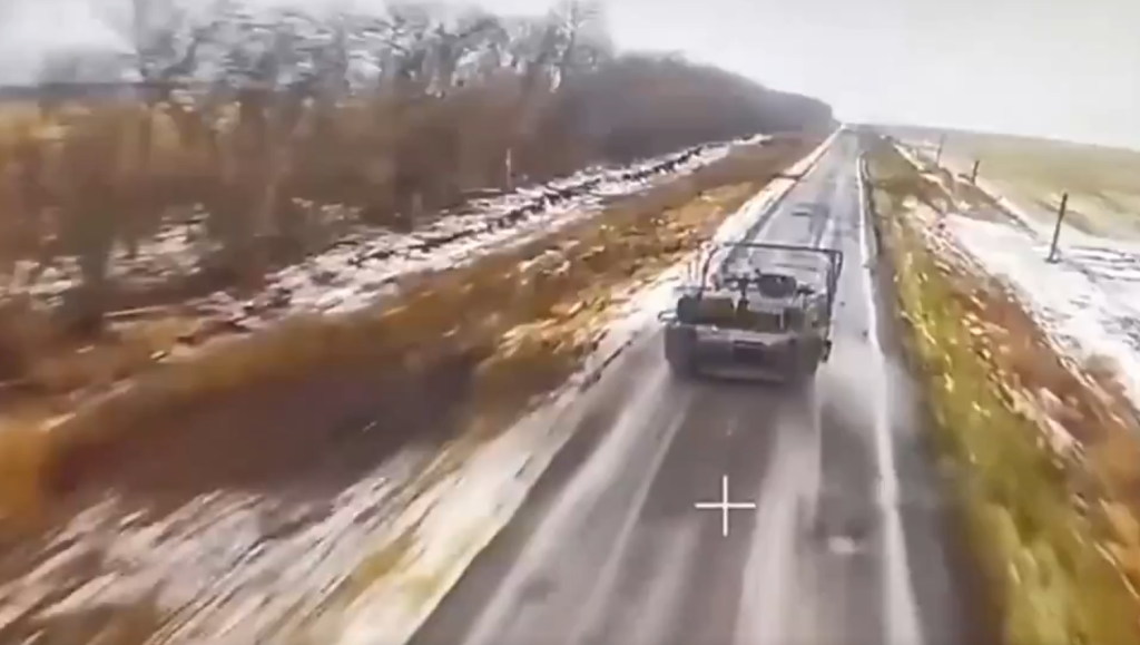 VIDEO: Abrams Tank Crew Survives Multiple Drone Strikes in Ukraine