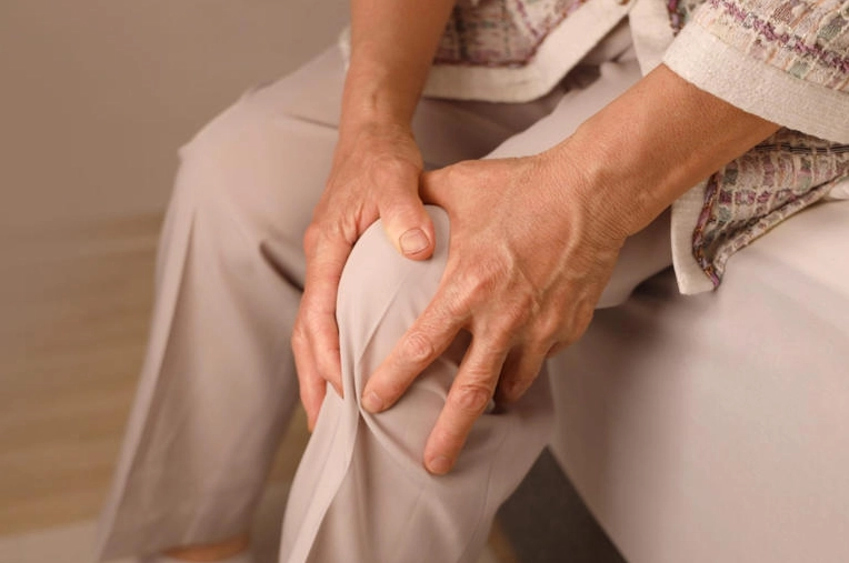 Your Legs May Reveal if You Have High Cholesterol