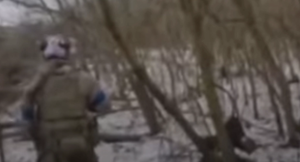 VIDEO: North Korean Soldier’s Grenade Trap Fails in Kursk Standoff