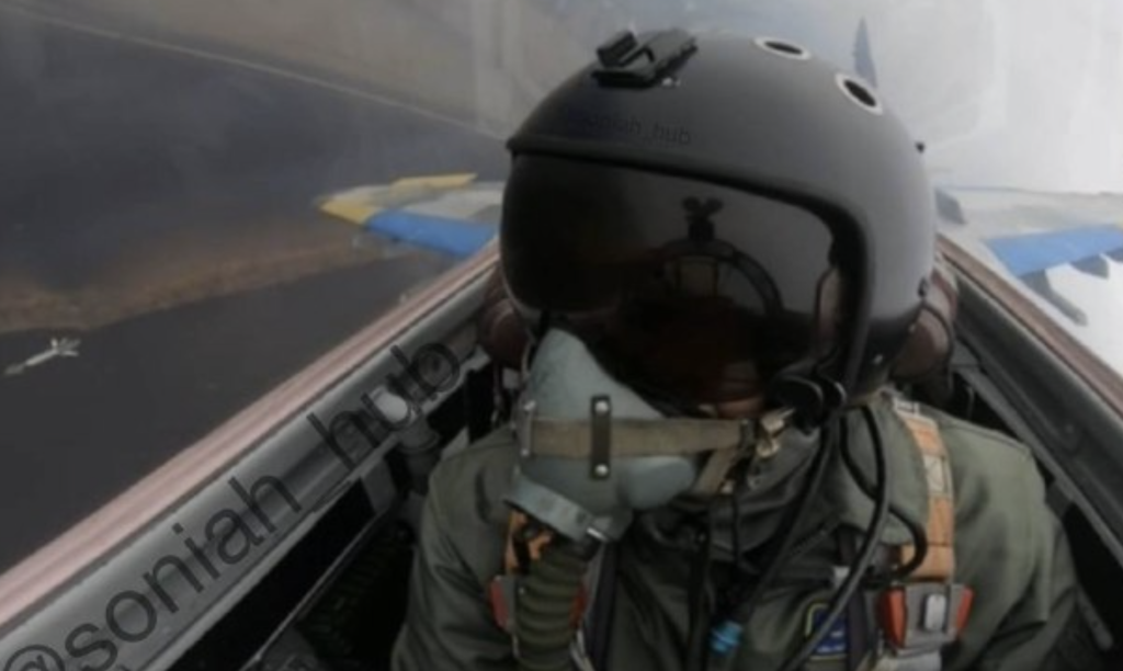 Ukrainian Pilot Captures Bomb Drop from MiG Cockpit
